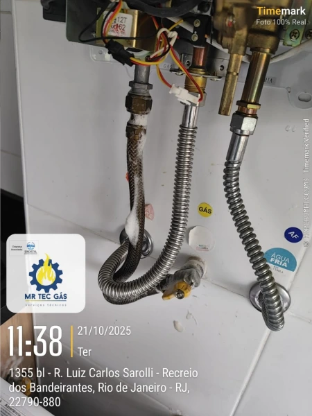 Manutenção de tubulação de gás na Zona Sul