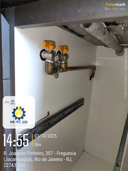 Serviços profissionais de resina em tubulação de gás na Zona Sul