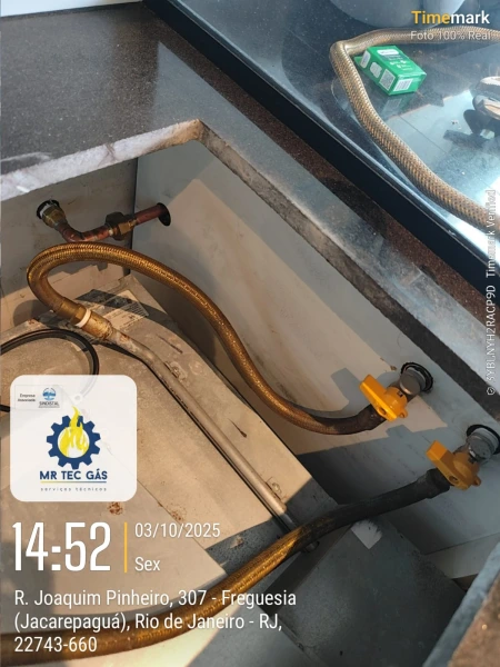 Teste de estanqueidade em tubulação de gás